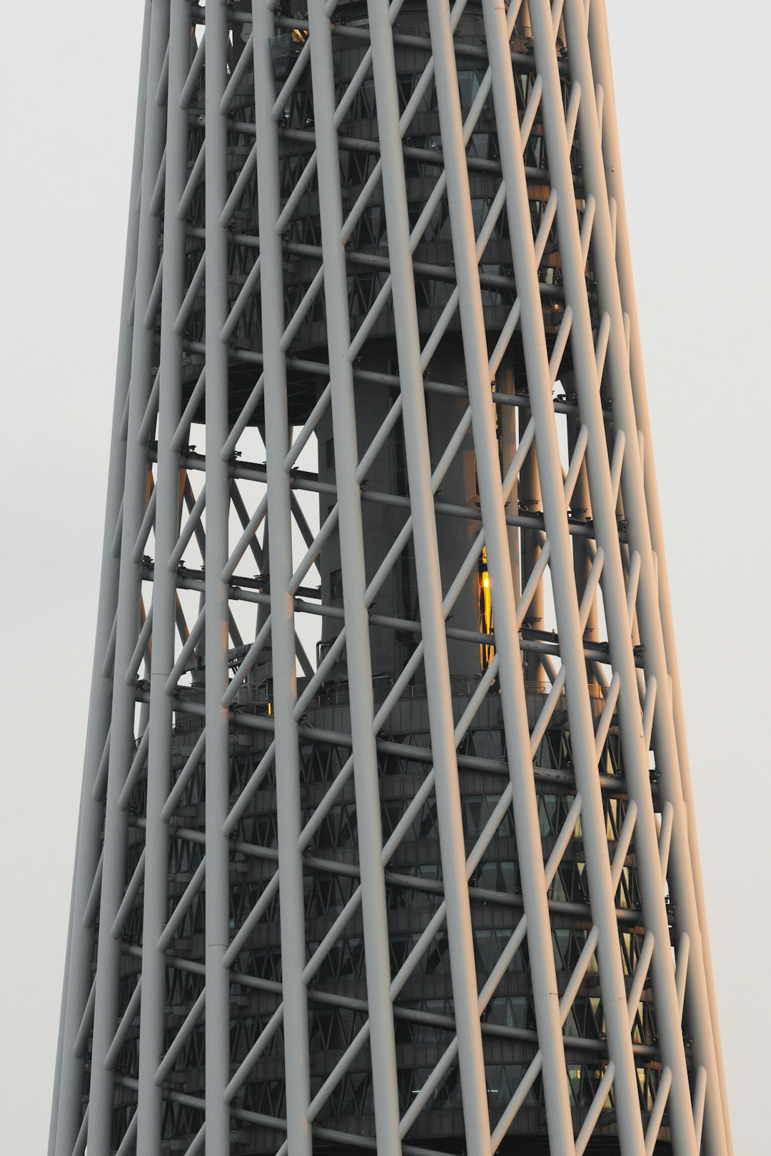 Wind Responsive Tower
